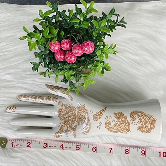 JEWELRY HOLDER Hand Decor Boho Display Tattooed henna hand jewelry display - Picture 11 of 12